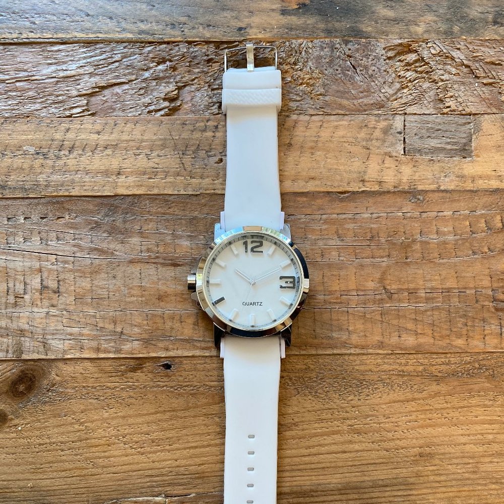 CREATIVE LUXURY FASHION NEW WATCH - Picture 2 of 6